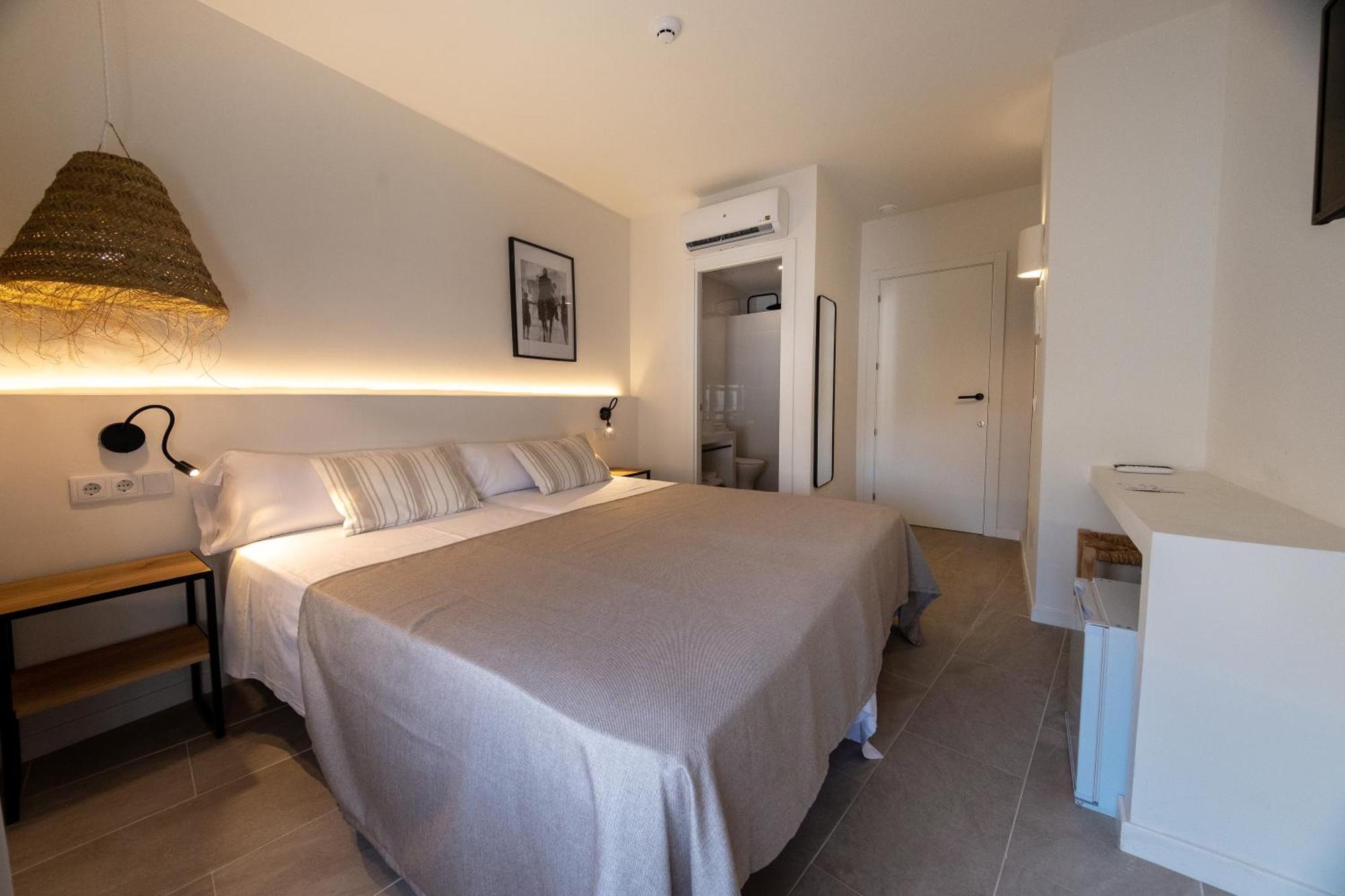 Tres Tocs Hotel Ciutadella  Buitenkant foto