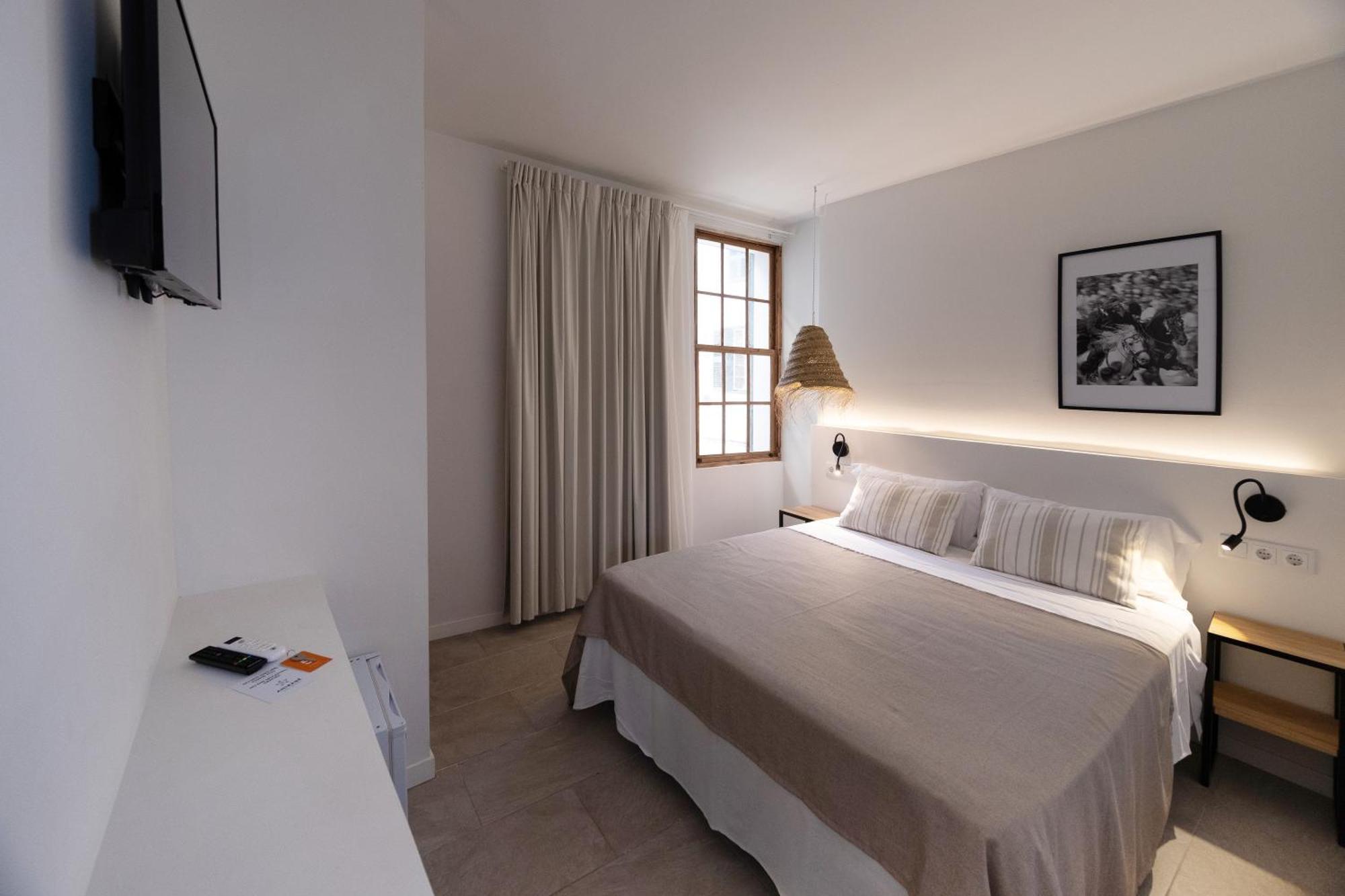 Tres Tocs Hotel Ciutadella  Buitenkant foto